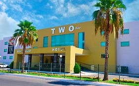 Hotel Two Select